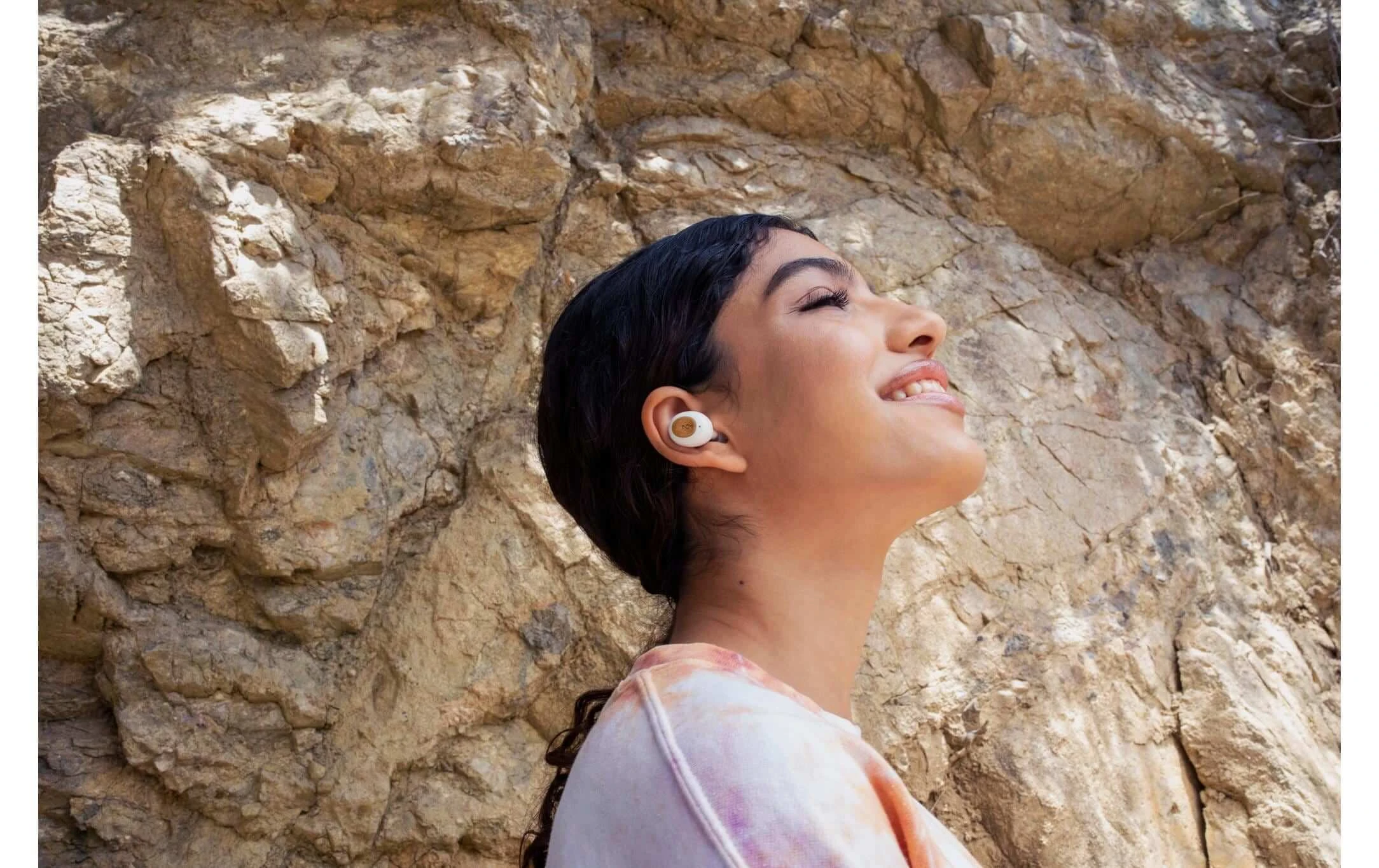 De gros ???? House Of Marley Écouteurs True Wireless In-Ear Champion Blanc - On-Ear ⋅ Over-Ear Bluetooth Ou Fil ???? 5 De gros ???? House Of Marley Écouteurs True Wireless In-Ear Champion Blanc - On-Ear ⋅ Over-Ear Bluetooth Ou Fil ???? – Image 3